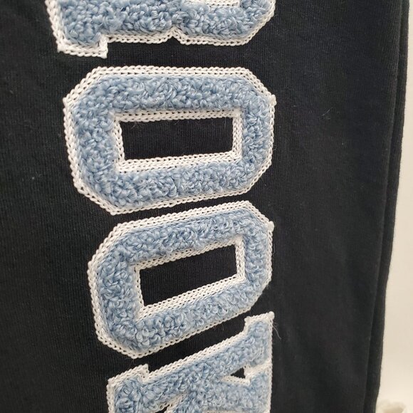 Love Dazed Junior's Black Brooklyn 1776 Fabric Applique Banded Sweatpants NWT M - Picture 2 of 6